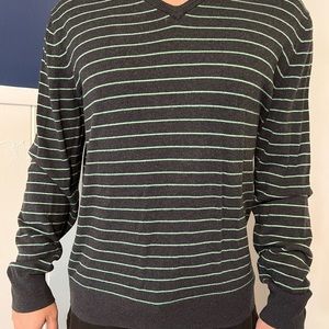 Gap Striped grey v-neck sweater